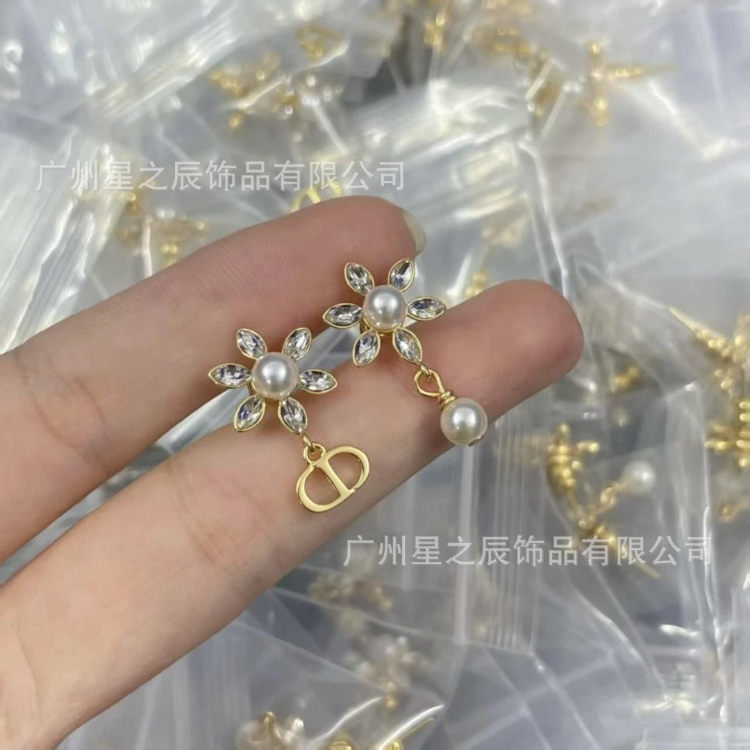 Dior Earring